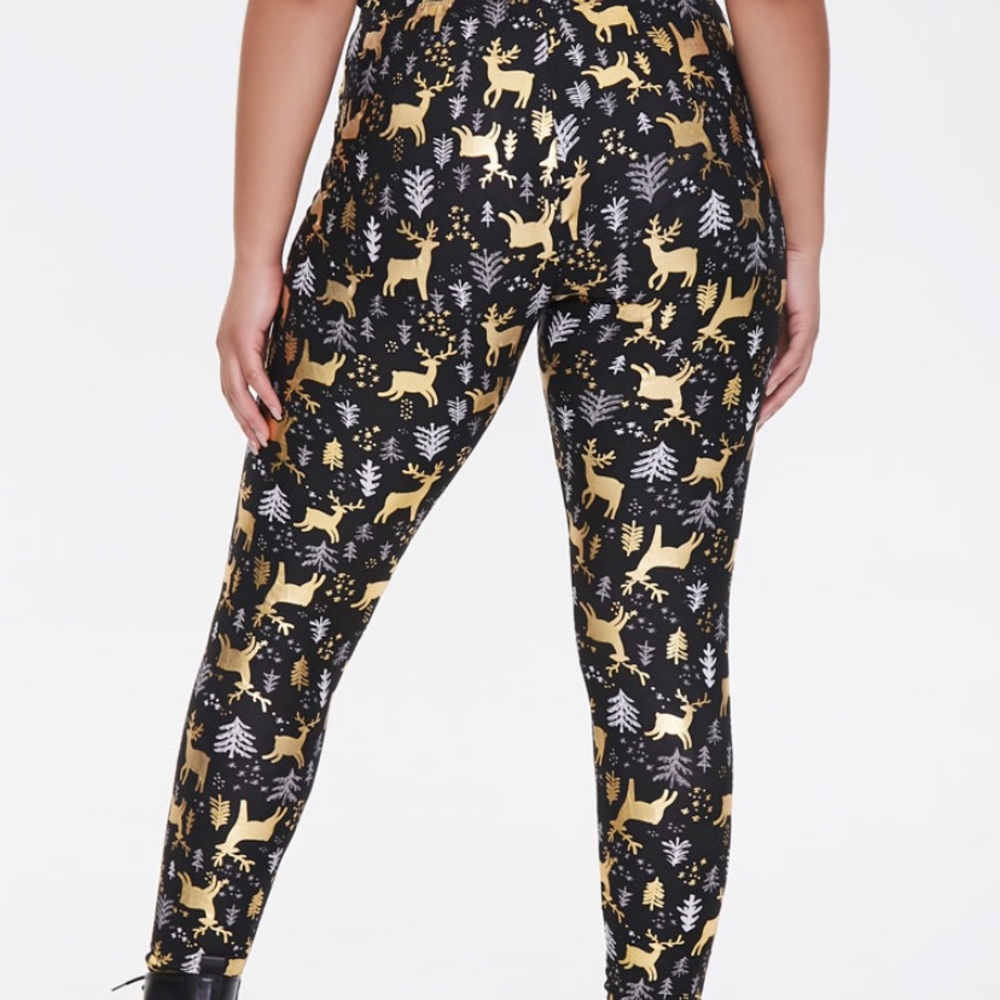 Plus Size Leggings - Picture 3 of 11